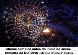 Chama olmpica antes do inicio do encerramento da Rio-2016 - Marcos Brindicci/Reuters