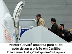 Nestor Cerver embarca para o Rio aps deixar a priso em Curitiba - Foto: Heuler Andrey/DiaEsportivo/Folhapress
