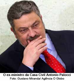 O ex-ministro da Casa Civil, Antnio Palocci  - Foto: Gustavo Miranda / Agncia O Globo 11/07/2014