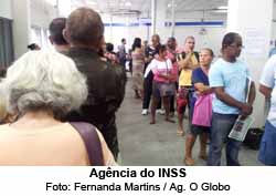 Agncia do INSS - Foto: Fernando Martins / agncia o Globo