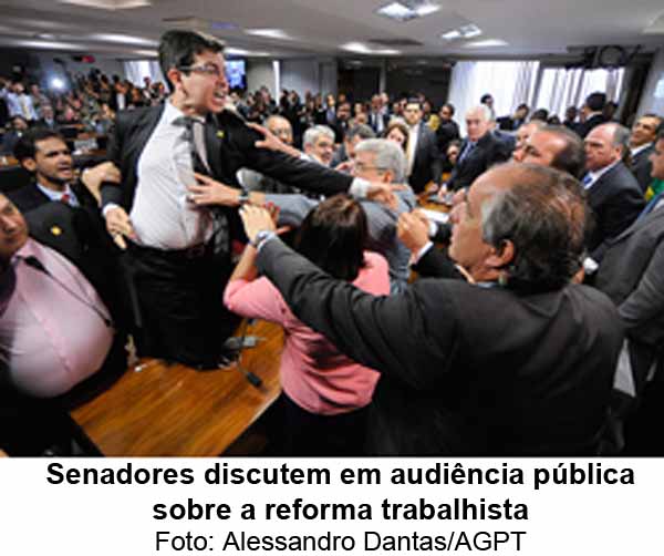 Senadores discutem em audincia pblica sobre a reforma trabalhista  - Foto: Alessandro Dantas/AGPT