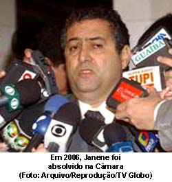 Ex-deputado Janene - 12/09/2014 - Em 2006, Janene foi absolvido na Câmara - Foto: Arquivo/Reprodução/TV Globo
